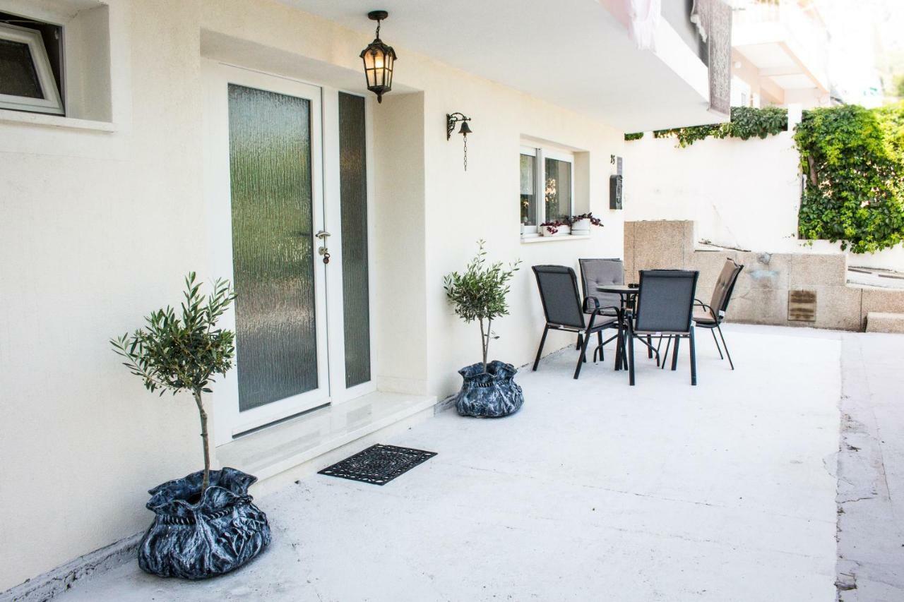 Apartment Verica In Duce - 20 Meters From The Beach Dugi Rat Ngoại thất bức ảnh